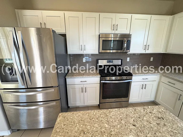 475 Eclipse Dr — Photo 17