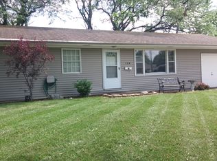 124 S Park Ln, Butler, IN 46721