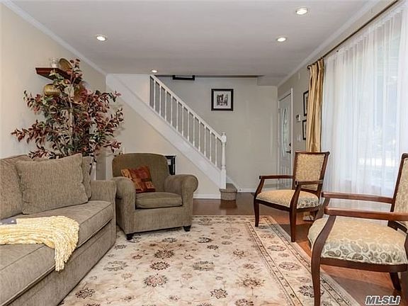 3rd image of 36 Asbury Ave E