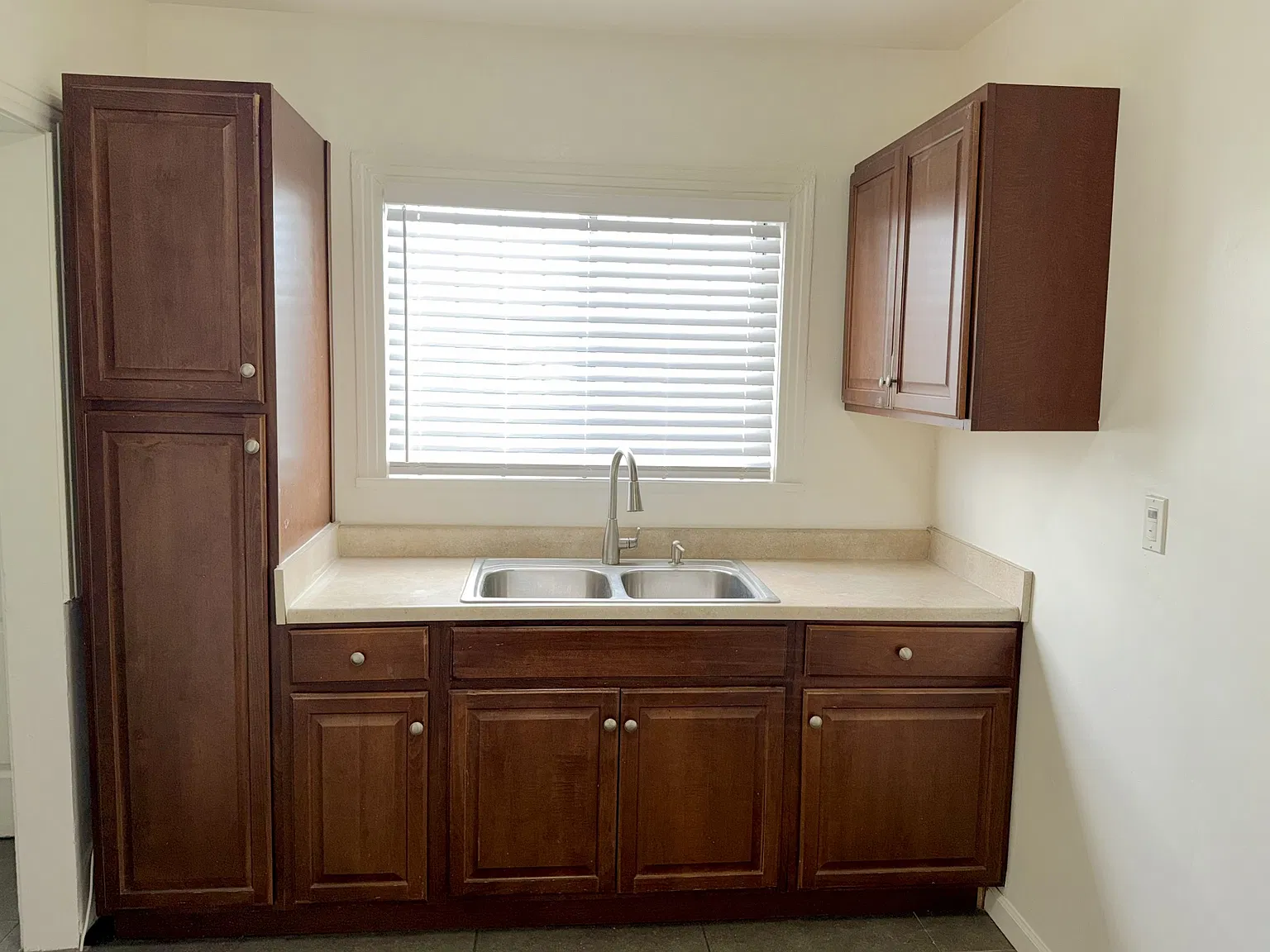 2 bed, 800 sqft, $2,290 — Photo 4