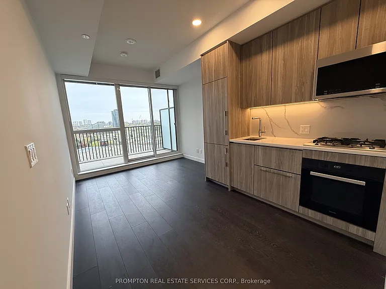 18 Esther Shiner Blvd #1107 — Photo 3