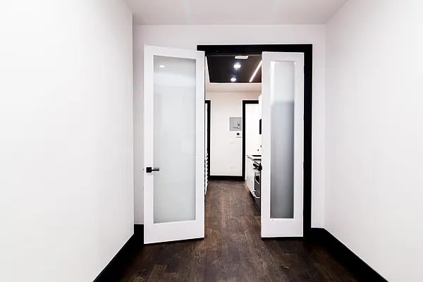 Rented by Nooklyn NYC LLC | media 97