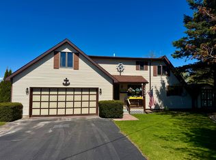 145 Superior St, De Tour Village, MI 49725