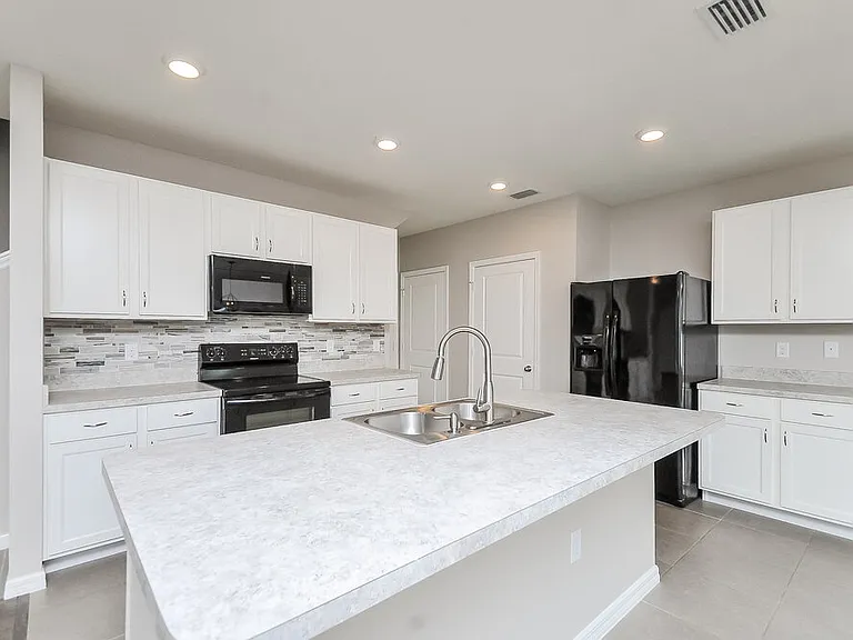 10228 Geese Trail Cir — Photo 6