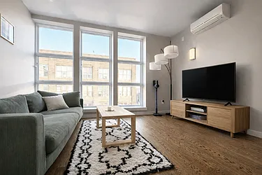 125 Leonard Street, #2R