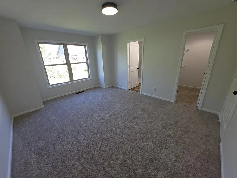 1813 Rambling Rose Ln — Photo 9