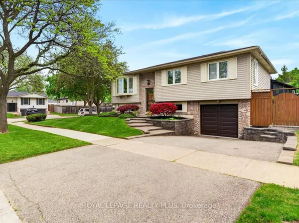 4452 Delaney Dr, Burlington, ON L7L 5J2