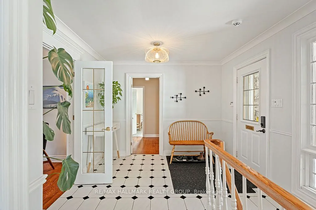 4 bed, $4,300 — Photo 3