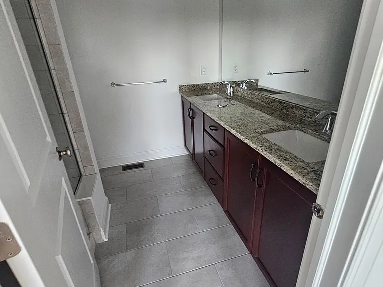 4 Turf Ct — Photo 10