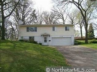 2136 Jamary Pl, Saint Cloud, MN 56301