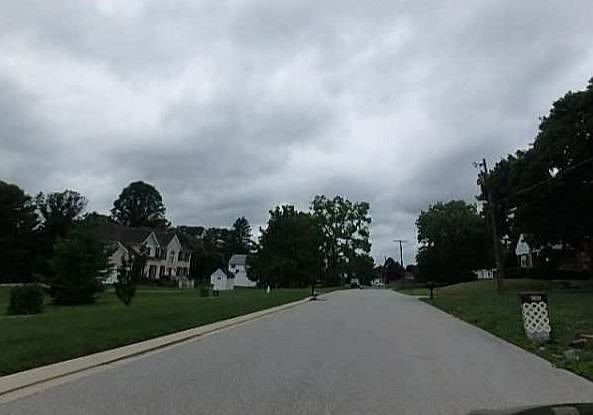 2nd image of 8410 Summit Ave