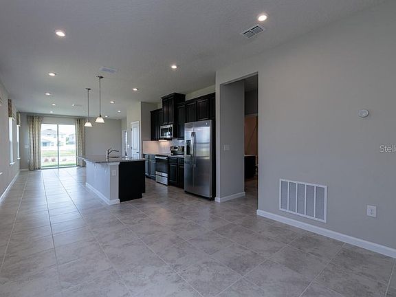 3rd image of 3033 Slough Creek Dr
