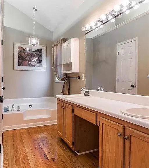 5605 Stewart Woods Dr — Photo 24
