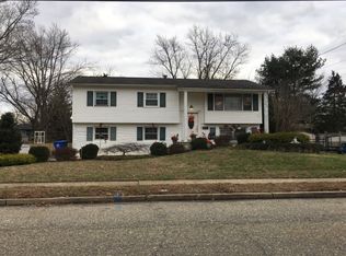 4 Dina Pl, Jackson, NJ 08527