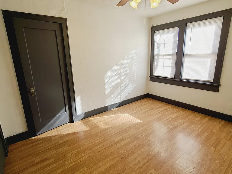 1612 SW 6th St — Photo 11