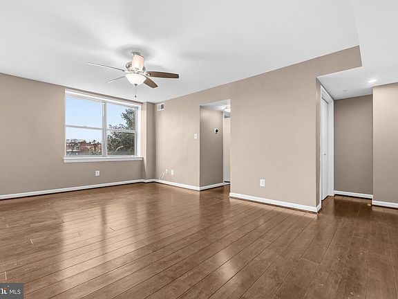 4th image of 3902 14th St NW APT 321