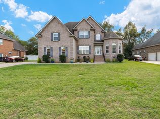 502 Savannah Rdg, Murfreesboro, TN 37127