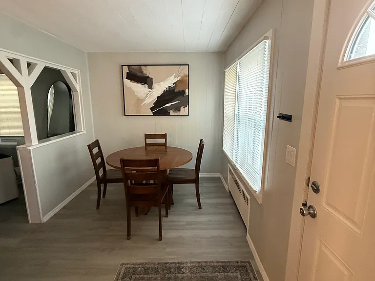 27 Illinois Ave — Photo 18