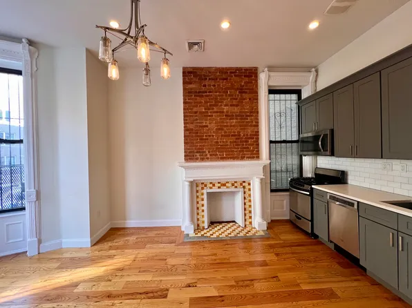 22 Mac Donough Street image 1 of 20