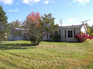 28 Ems B21 Ln, Pierceton, IN