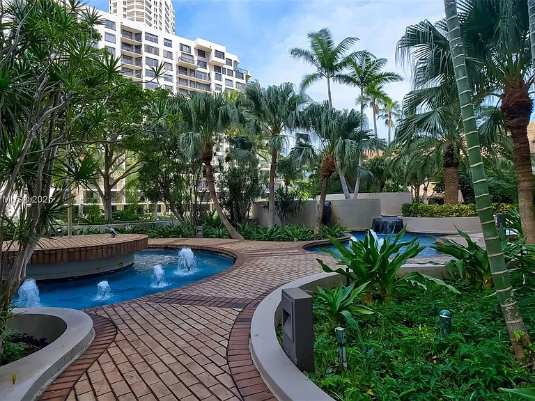 520 Brickell Key Dr #A914 — Photo 44