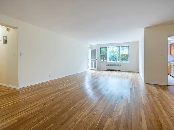 3720 Independence Avenue image 8 of 21