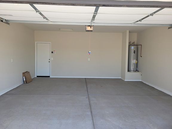 4th image of 9746 E Hay Loft Dr