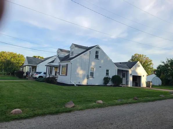 2001 Medford Ave, Poland, OH 44514