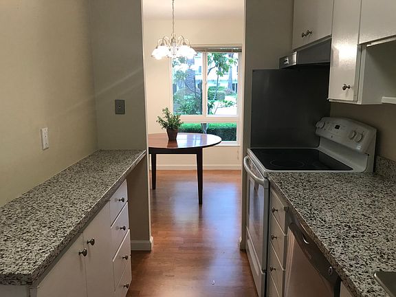 3rd image of 835 N Humboldt St APT 208