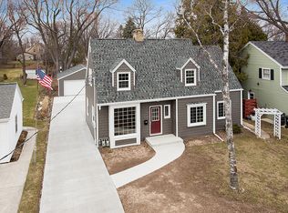 2508 Beaumont St, Green Bay, WI 54301