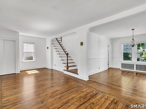 4th image of 171 Waite Street