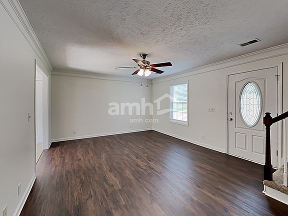 4th image of 6827 Riverwalk Blvd