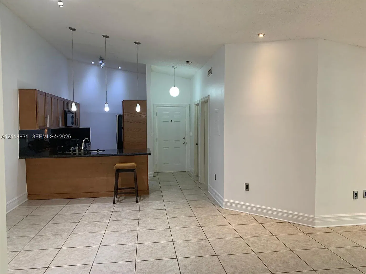 Doral Pk Country Cl Villa — Photo 3