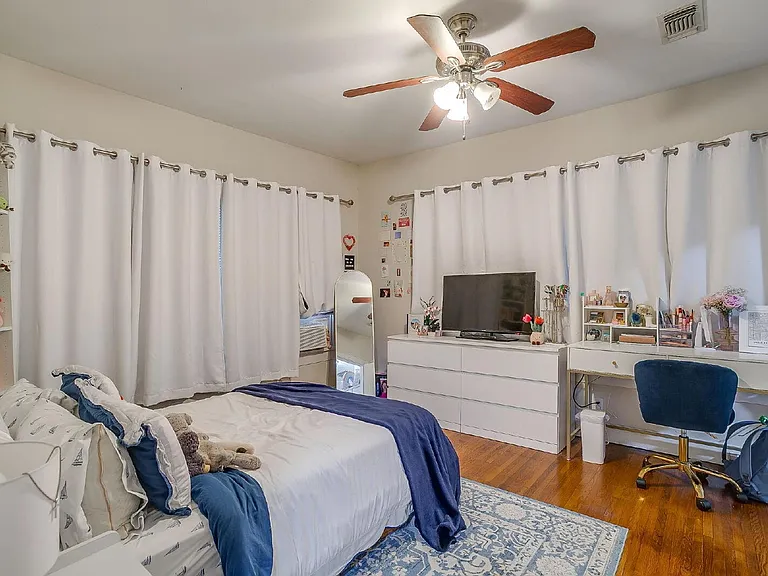 2544 S University Dr — Photo 14