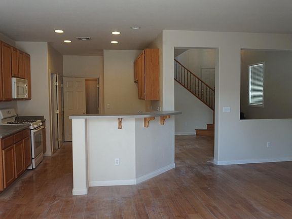 5th image of 10655 Congaree St