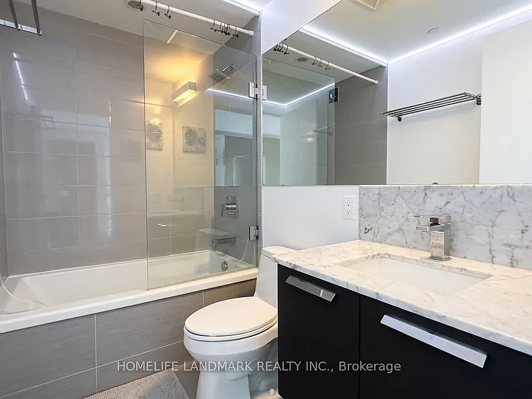 28 Wellesley St E #3008 — Photo 12