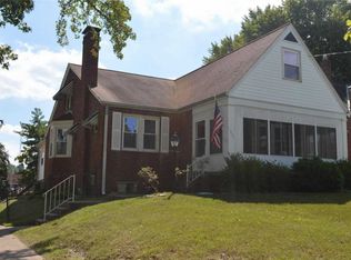 11624 Denny Rd, Saint Louis, MO 63126