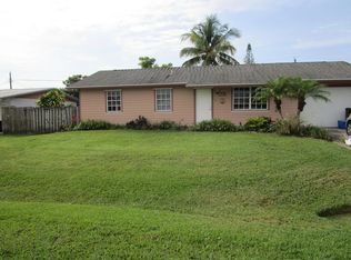 1718 SE Monroe St, Stuart, FL 34997