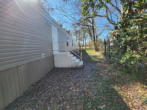 3rd image of 1306 Craig Ave