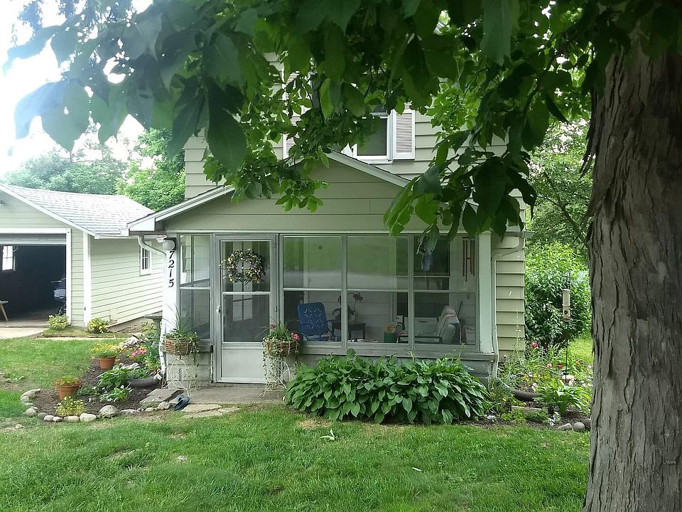 1st image of 7215 Bradfield St SE