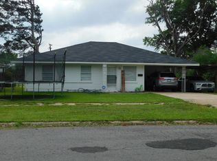 204 3rd St SE, Springhill, LA 71075