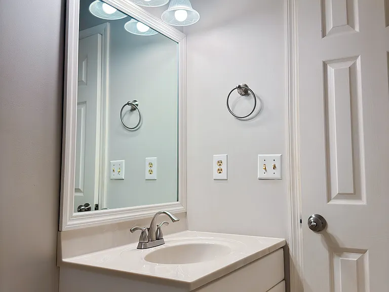 1190 Meadow Oaks Dr NW — Photo 10