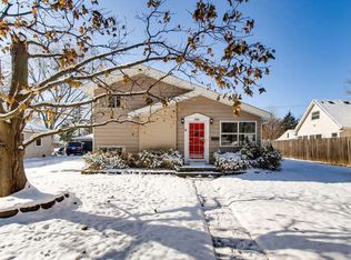 380 N Lincoln Ave, Villa Park, IL 60181