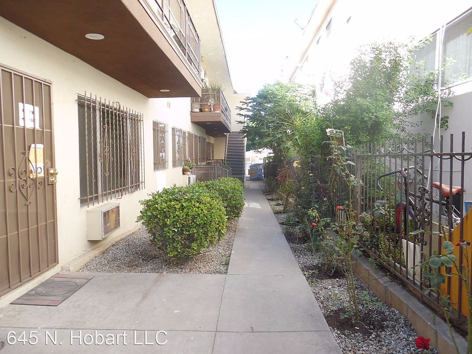 2nd image of 645 N Hobart Blvd #5
