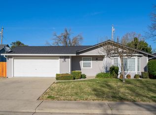 2894 Sandstone Dr, Anderson, CA 96007
