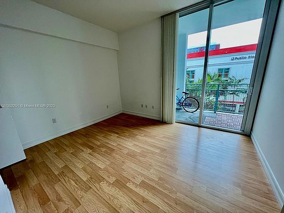2nd image of 350 NE 24th St APT 408