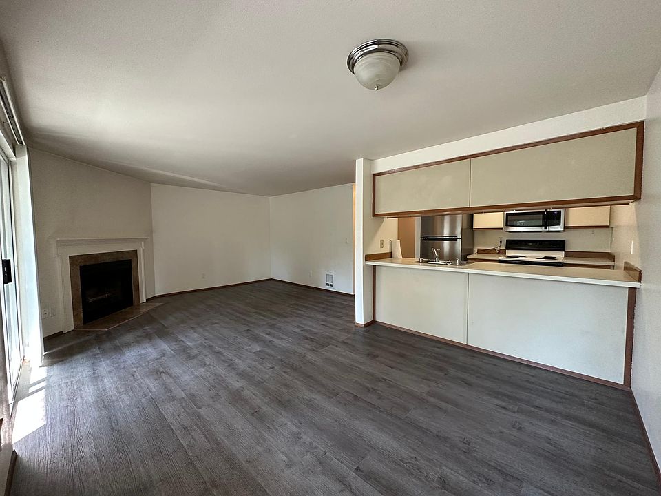 1st image of 14020 SE 8th St APT 5