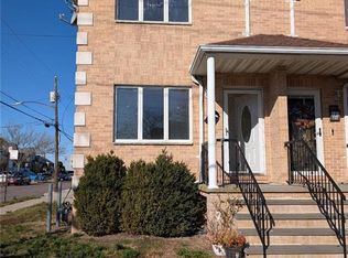 124-22 Cronston Ave, Rockaway Park, NY 11694