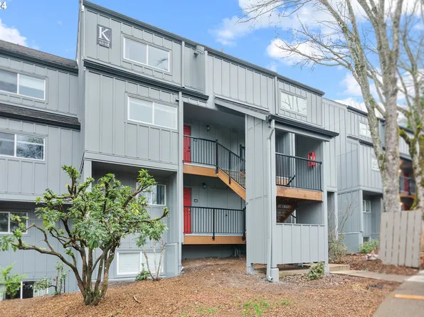 4 Touchstone Ct APT 68, Lake Oswego, OR 97035