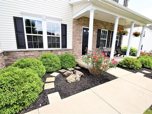 3rd image of 19 Chriswell Ln